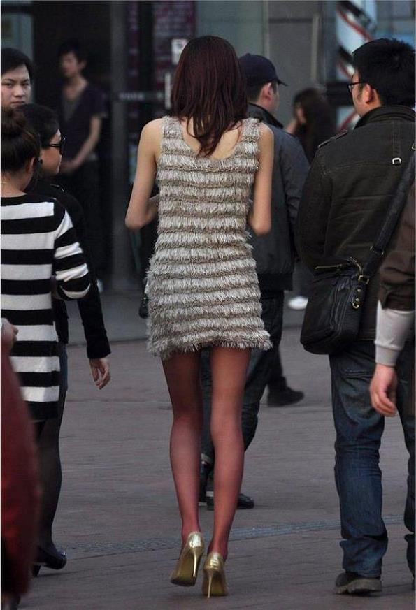 家族名字在勁舞團私服中尤為重要 家族名字在勁舞團私服中尤為重要